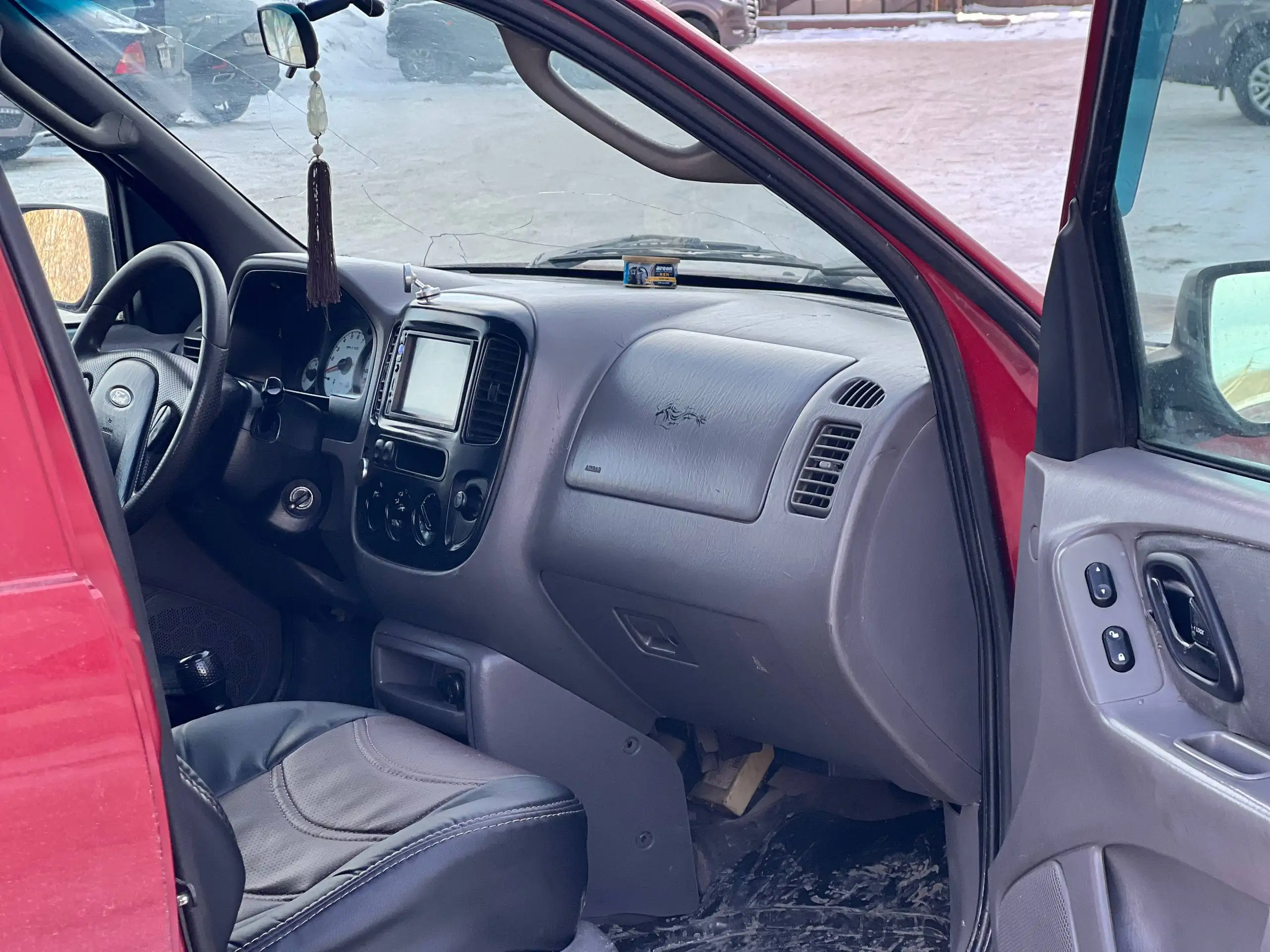 Ford Escape 2.0 2000 г.в передний привод - Авто в Иркутск