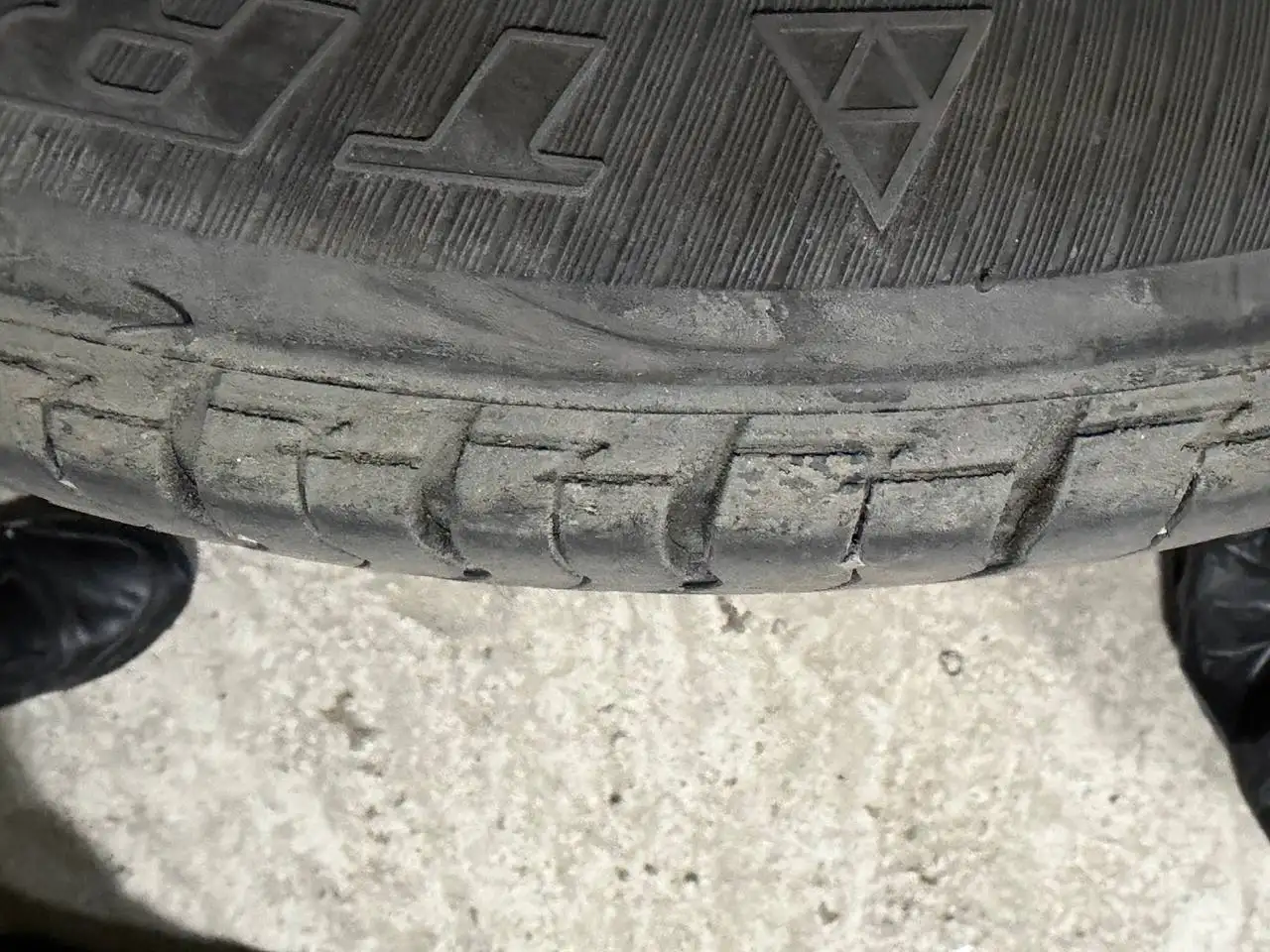 Продажа комплекта резины 195/60/16 - Шины и диски (Авто) в Иркутск