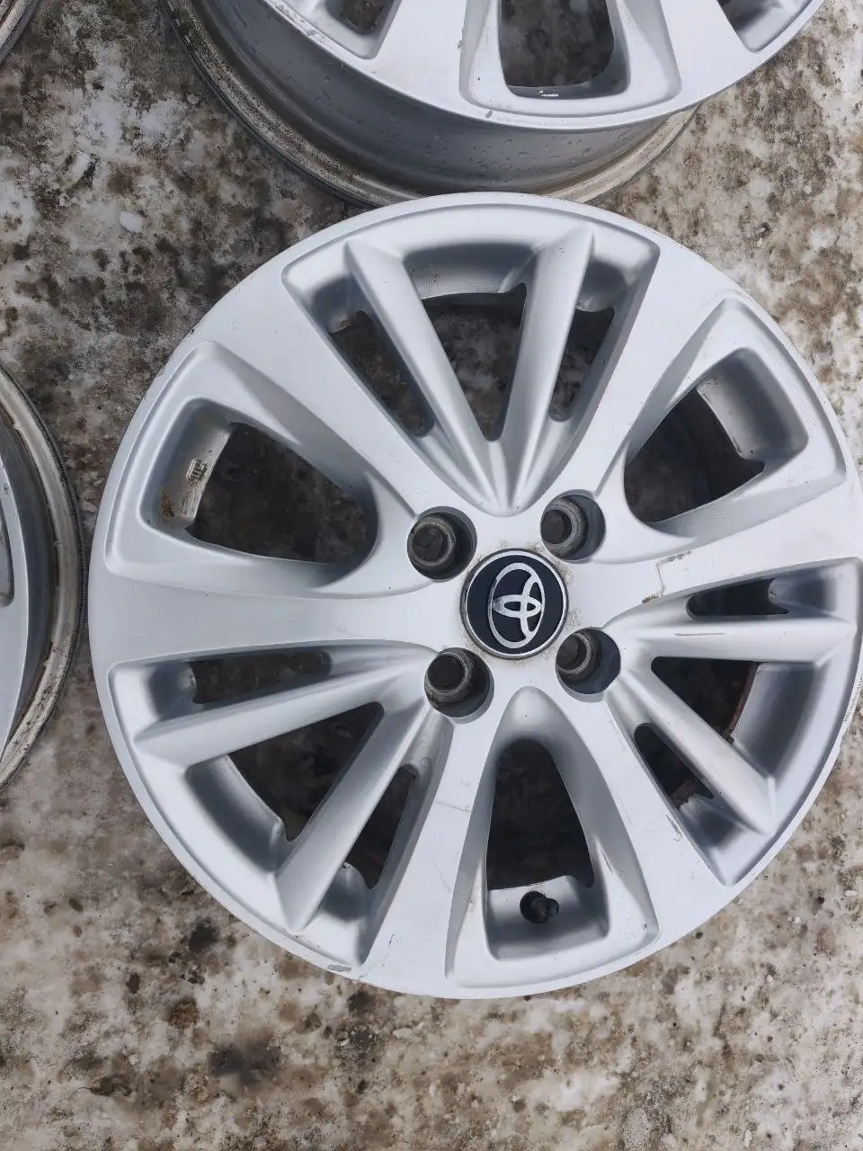 Продам литьё R15 4x100 - Запчасти (Авто) в Иркутск