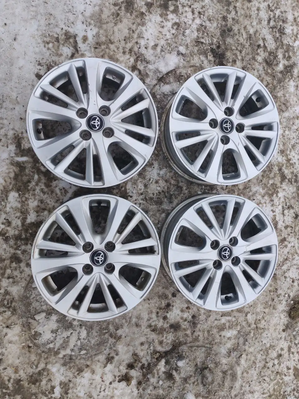 Продам литьё R15 4x100 - Запчасти (Авто) в Иркутск