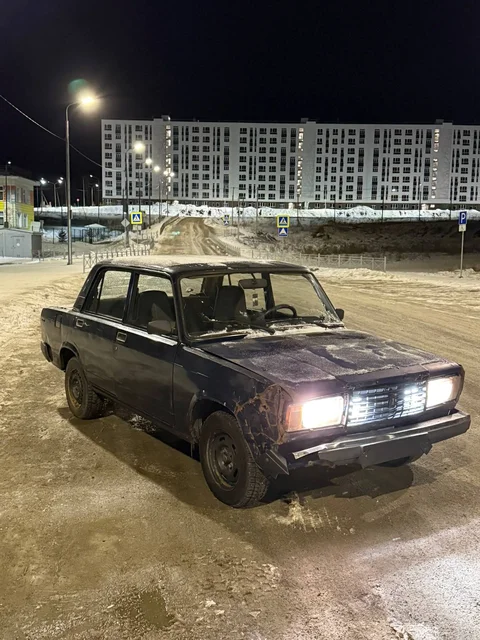 Автомобиль с полным ходом, чистыми документами и комплектным салоном - Авто в Иркутск