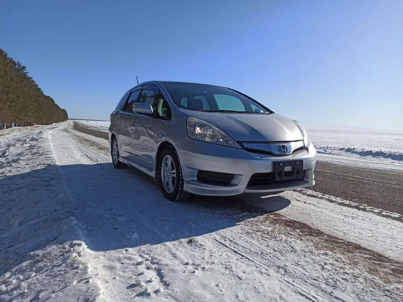 Продажа Honda Fit Shuttle 2011 года 1.3 гибрид - Легковые автомобили (Авто) в Иркутск