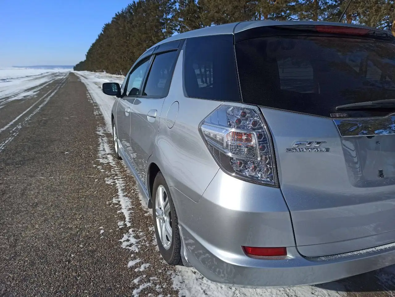 Продажа Honda Fit Shuttle 2011 года 1.3 гибрид - Легковые автомобили (Авто) в Иркутск