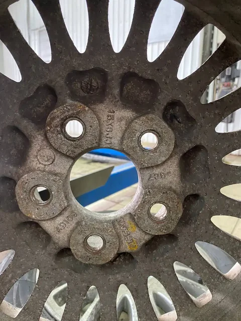 Продажа автомобиля - Аудио оборудование в Иркутск