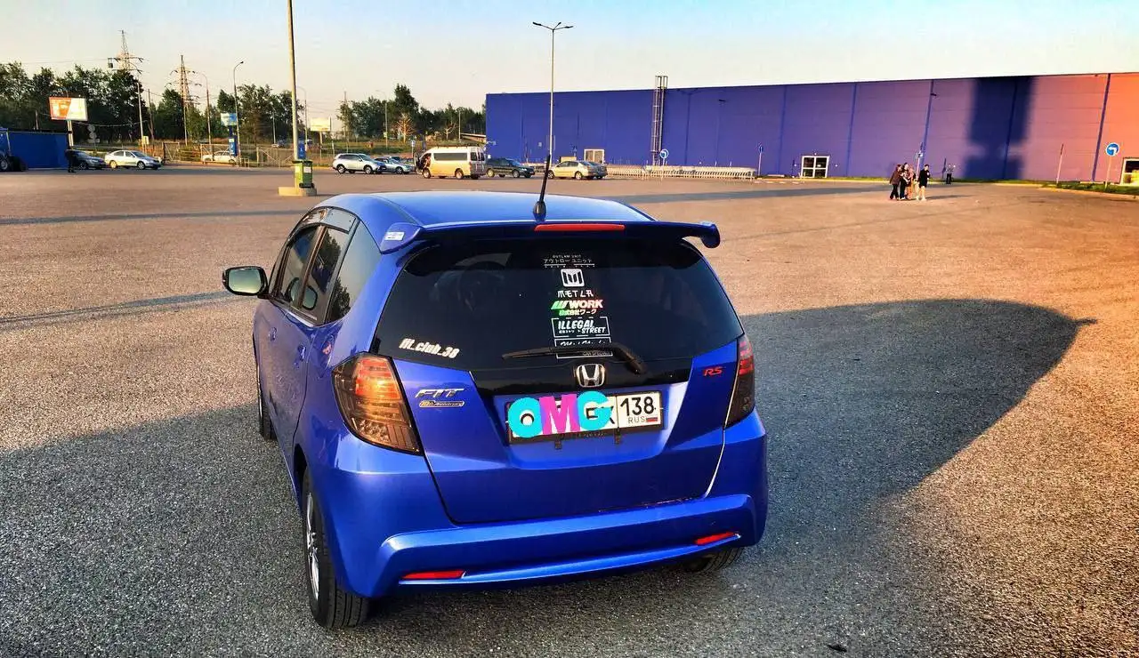 Фит 2011 года 1.5 варик ОТС - Авто в Иркутск