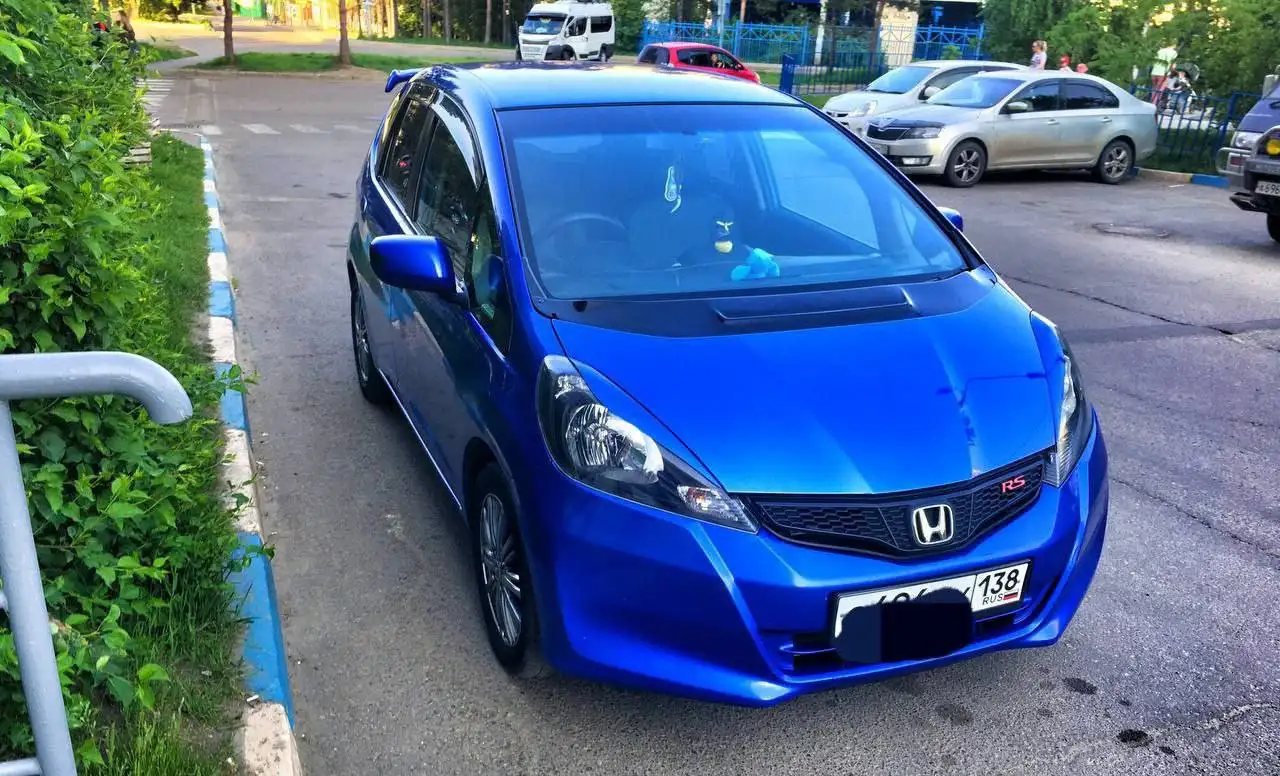 Фит 2011 года 1.5 варик ОТС - Авто в Иркутск