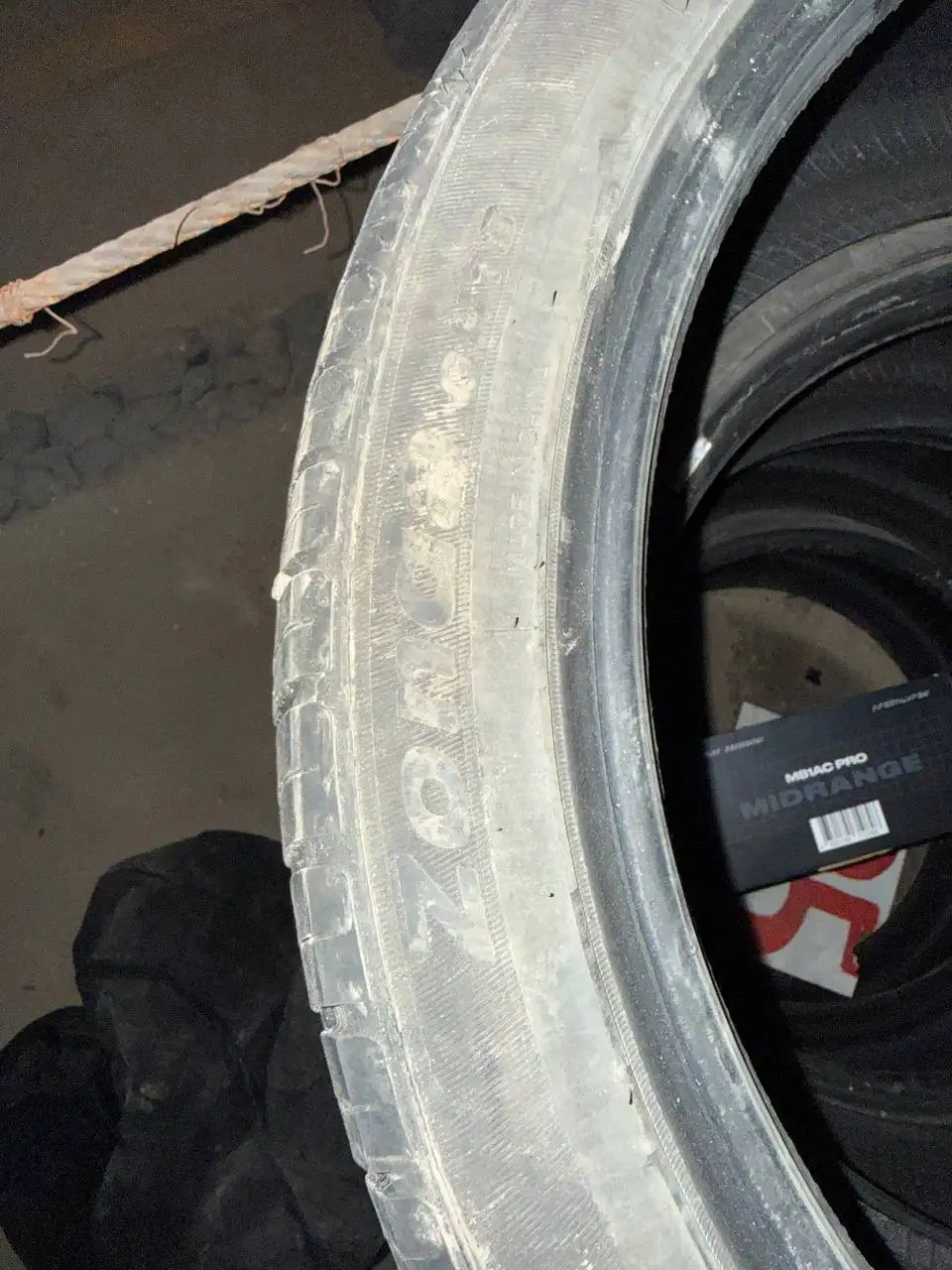 Автомобильные шины 245/40 R19 летние - Шины и диски (Авто) в Иркутск