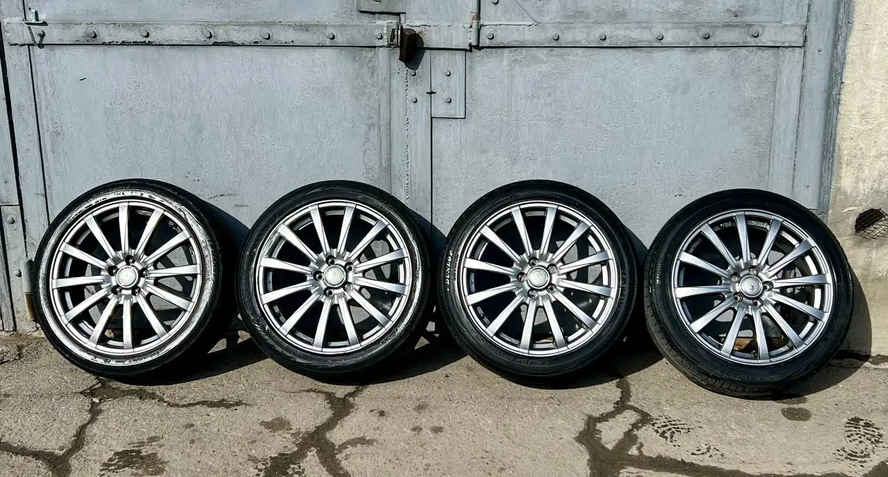 Продам комплект колес R17 на летней резине Dunlop 215/45/17 - Запчасти (Авто) в Иркутск