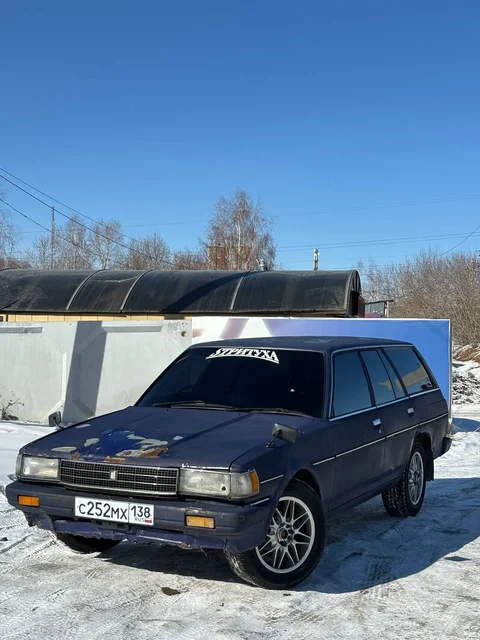 Продажа автомобиля с двигателем 2У и автоматической коробкой передач - Магнитолы в Иркутск