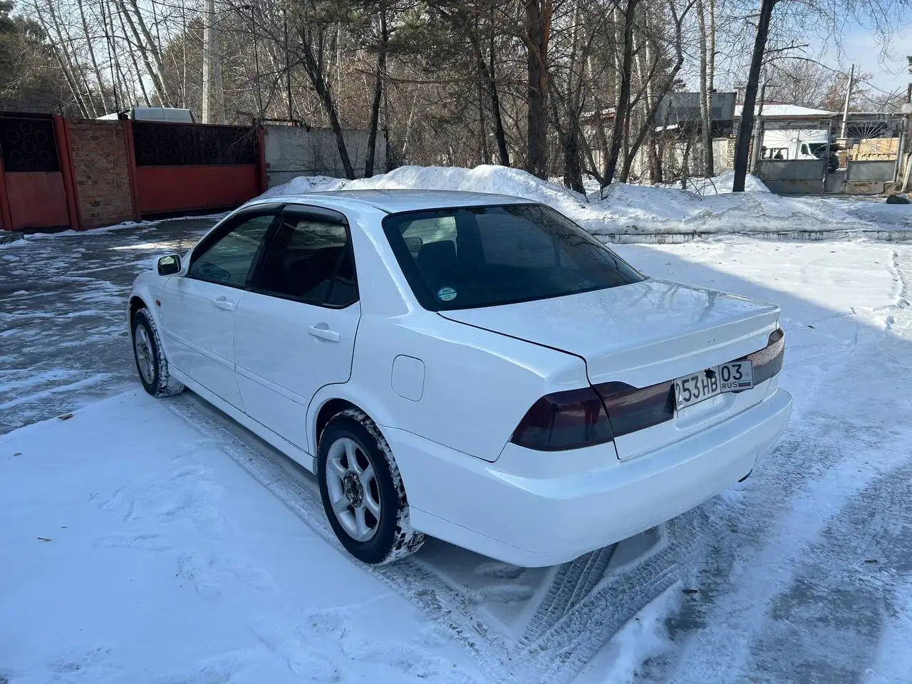 Продажа Honda Accord 2000 года с автоматической коробкой передач - Легковые автомобили (Авто) в Иркутск