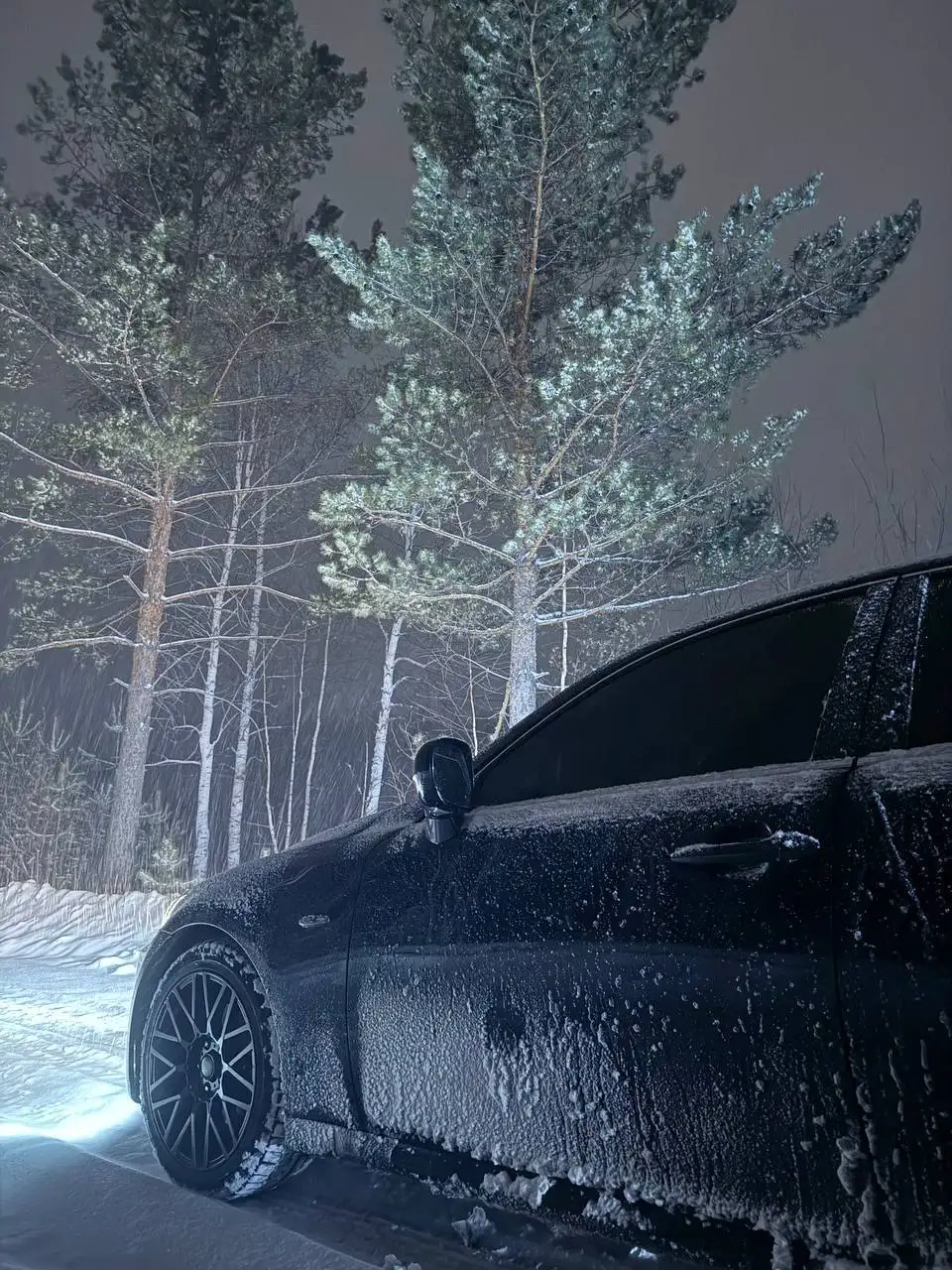 Продажа дисков Momo Revenge R17 - Запчасти (Авто) в Иркутск