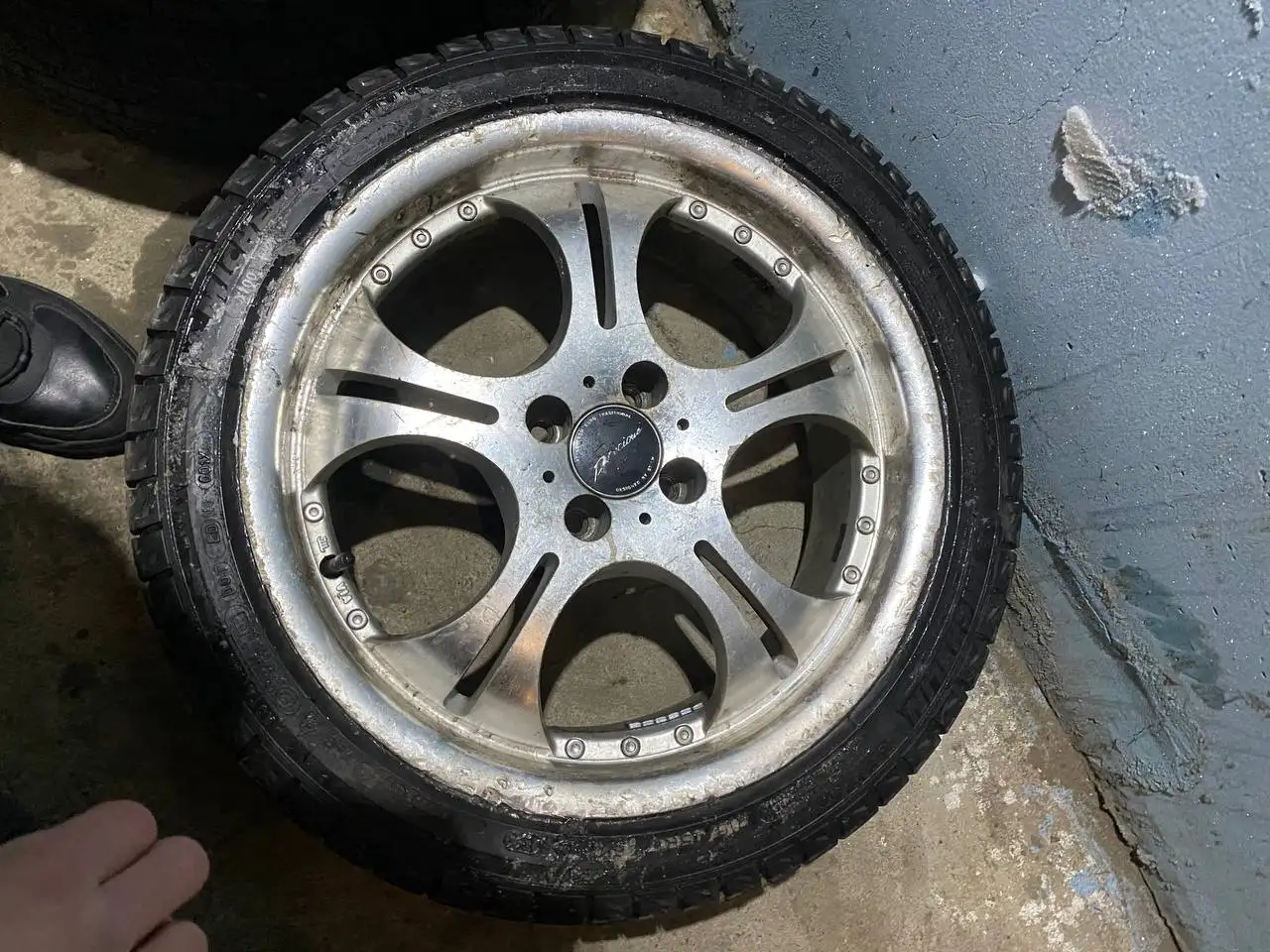 Продам диски с резиной R17 4x100 - Запчасти (Авто) в Иркутск