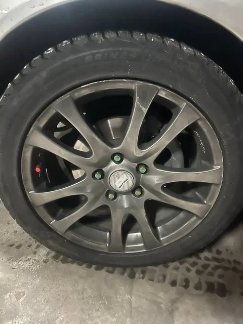 Обмен двух комплектов литья R17 с резиной на одно красивое - Внедорожник в Иркутск