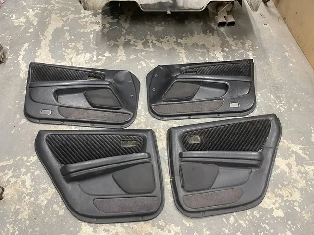 Продажа дверных карт для автомобилей - частное объявление в Иркутск