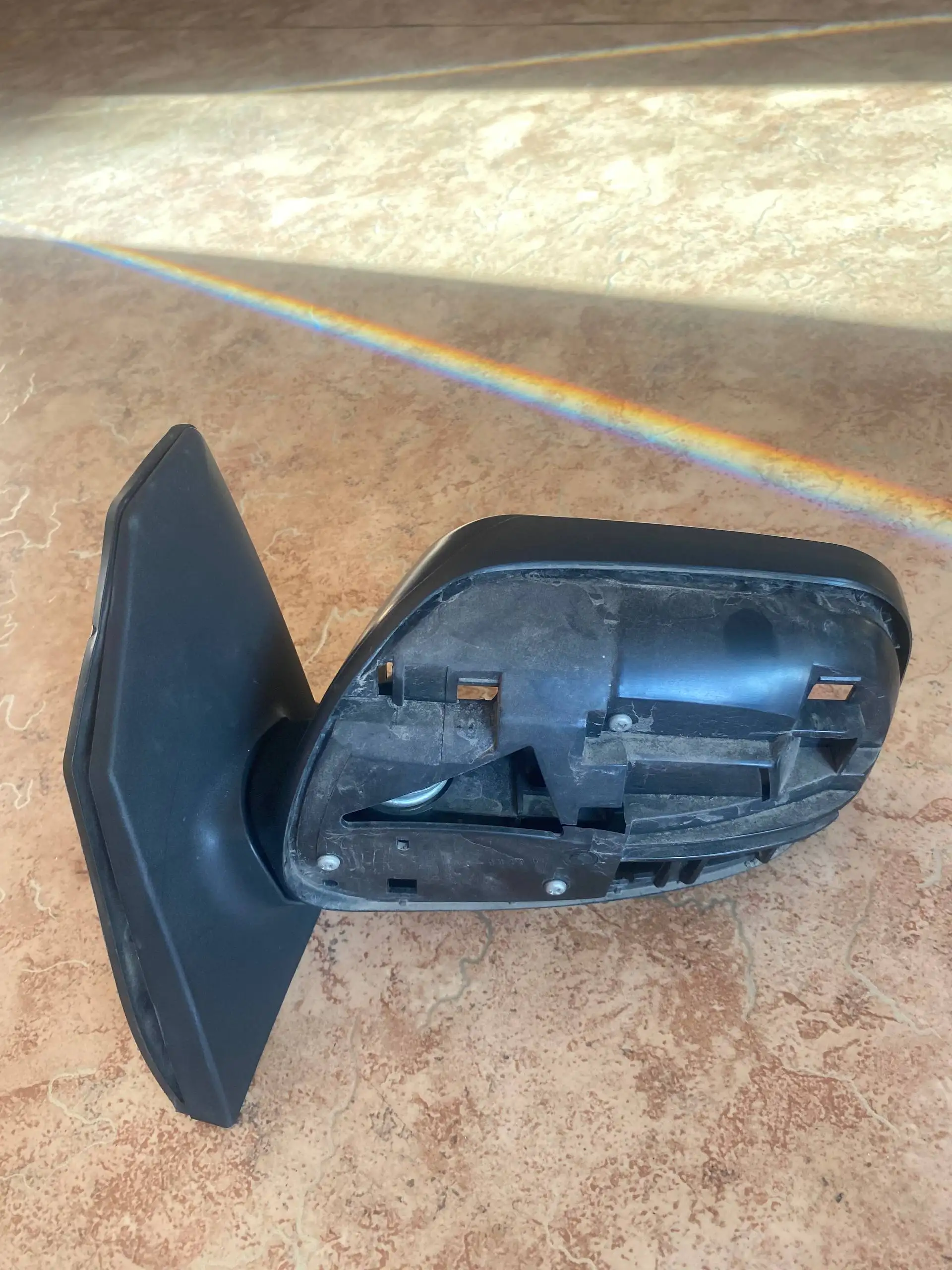 Продам туманки, зеркало и резину на Toyota Corolla 120 - Запчасти (Авто) в Иркутск