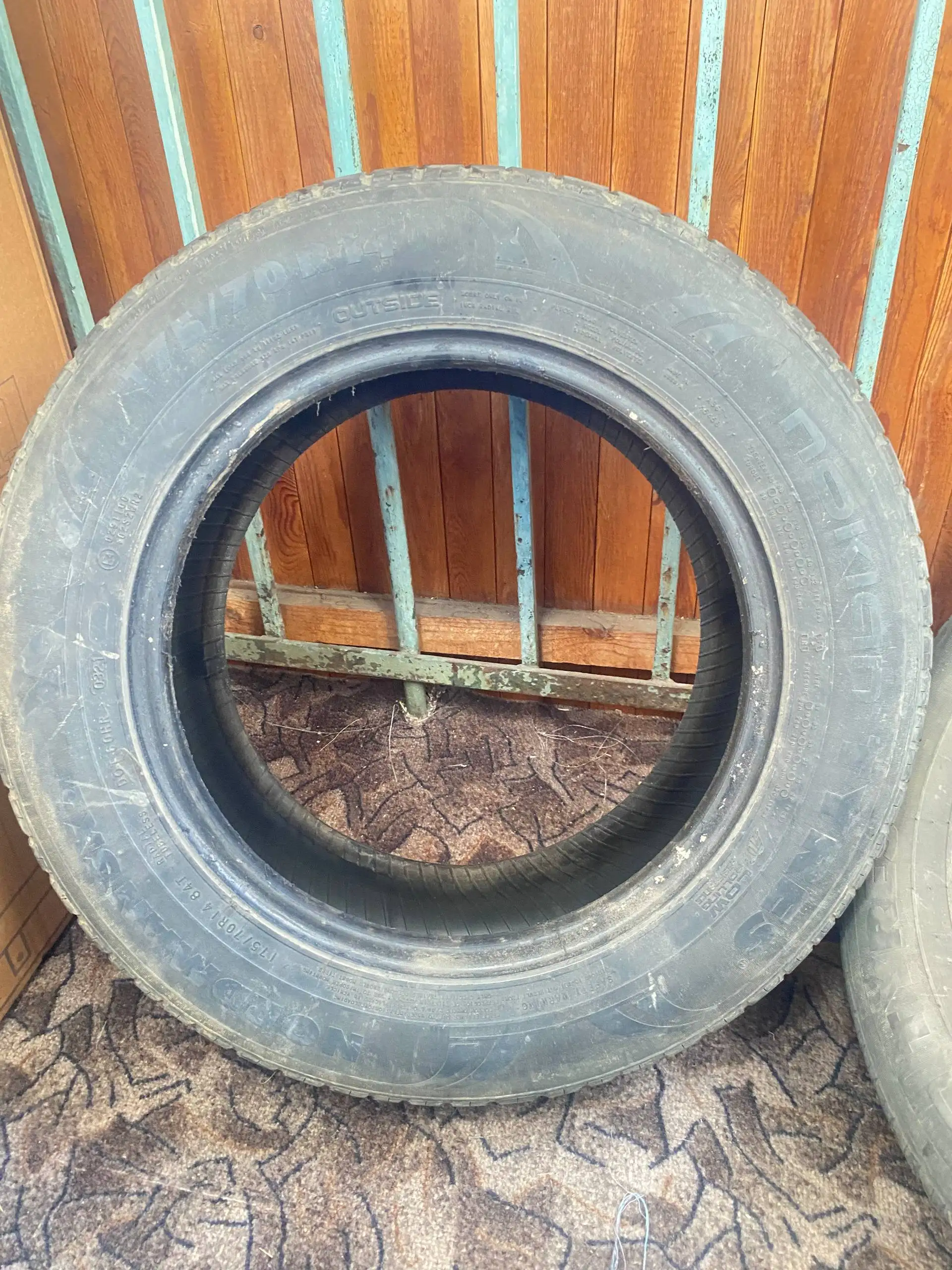 Продам туманки, зеркало и резину на Toyota Corolla 120 - Запчасти (Авто) в Иркутск