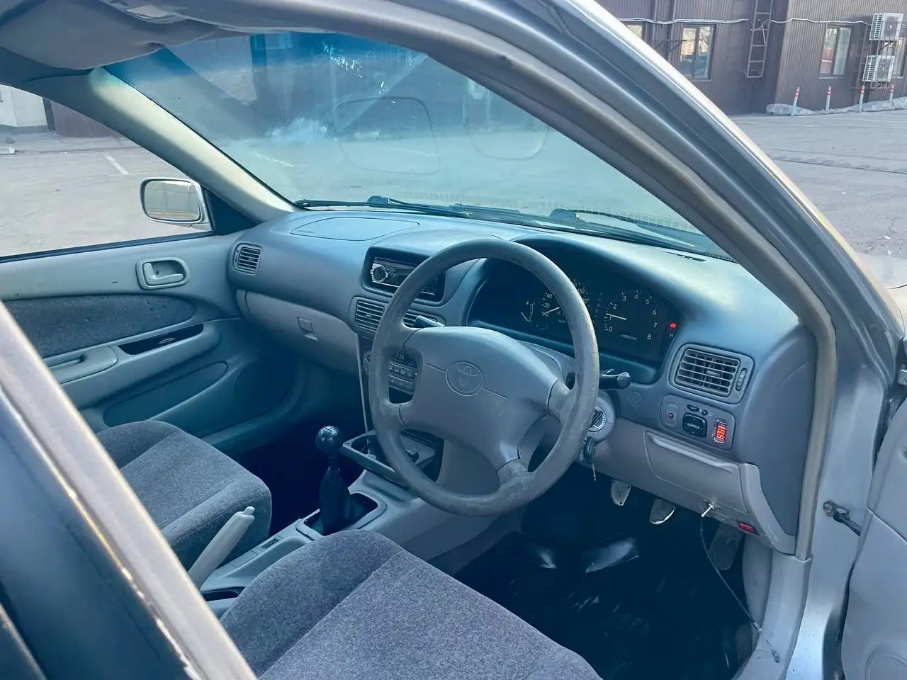 Продажа Toyota Corolla с ДВС и МКПП - Авто в Иркутск