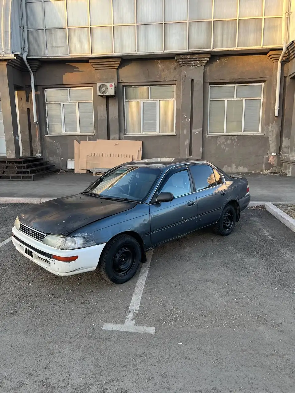 Toyota Corolla 1.3, механика, полный ход, чистые документы - Легковые автомобили (Авто) в Иркутск