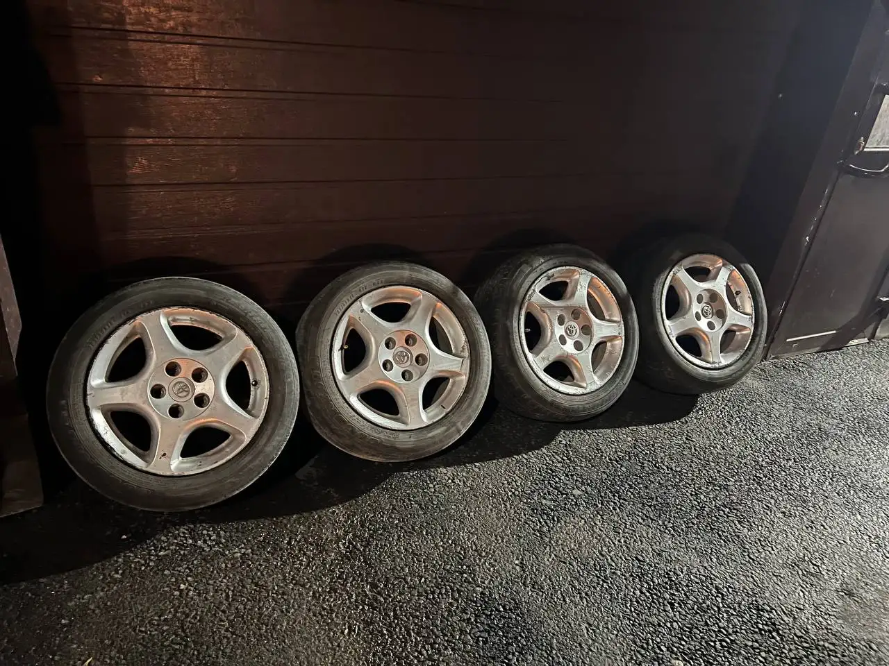 Продажа литых дисков R14-R18 - Запчасти (Авто) в Иркутск