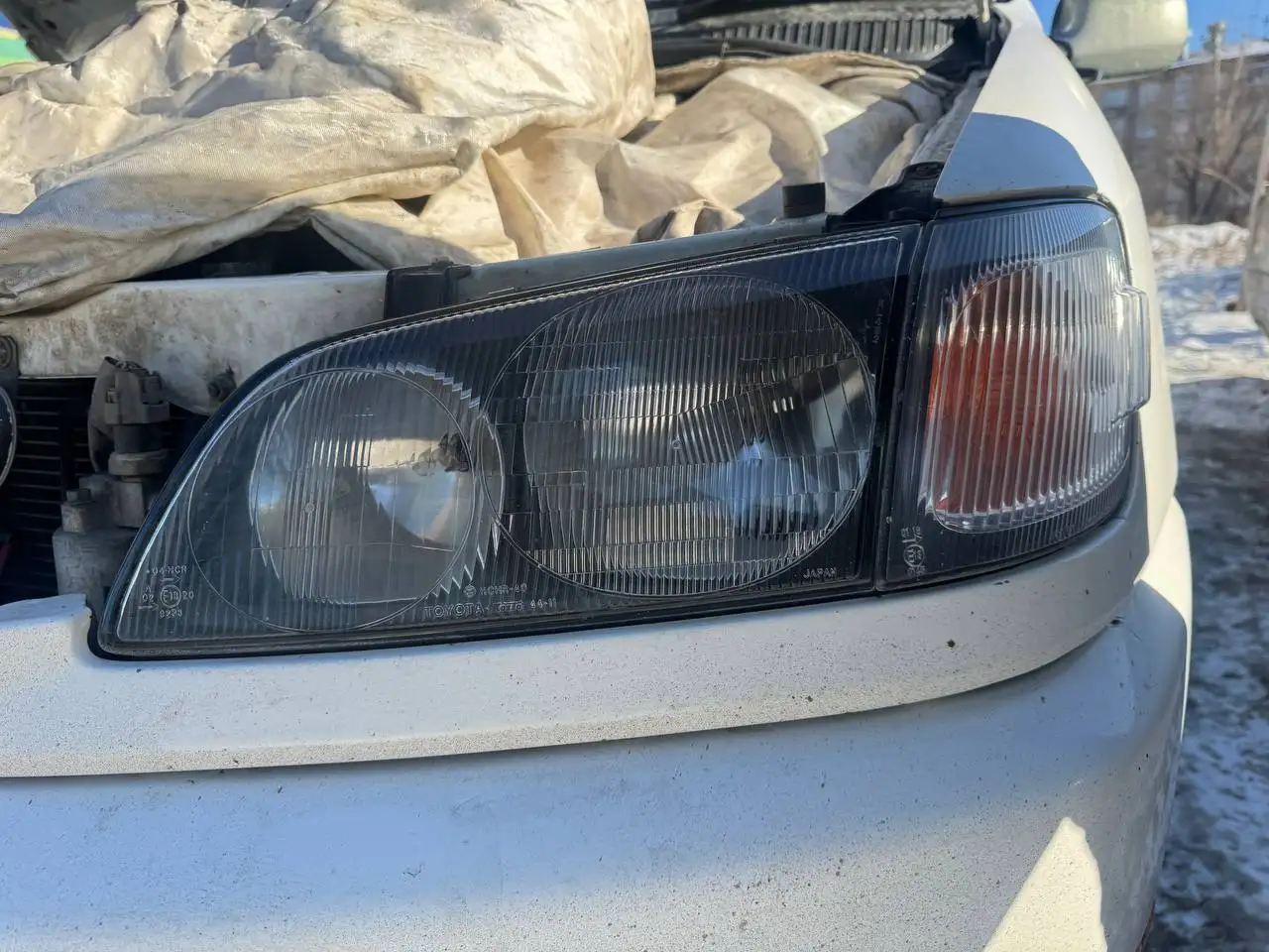 Комплект фар с поворотниками Toyota Ipsum 1 поколение - Запчасти (Авто) в Иркутск