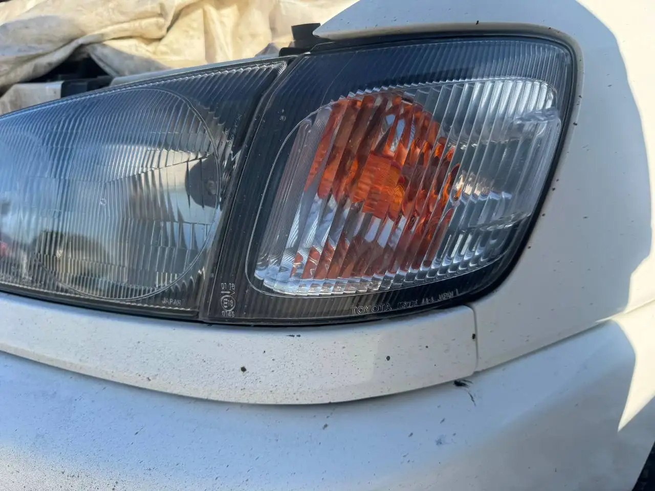 Комплект фар с поворотниками Toyota Ipsum 1 поколение - Запчасти (Авто) в Иркутск