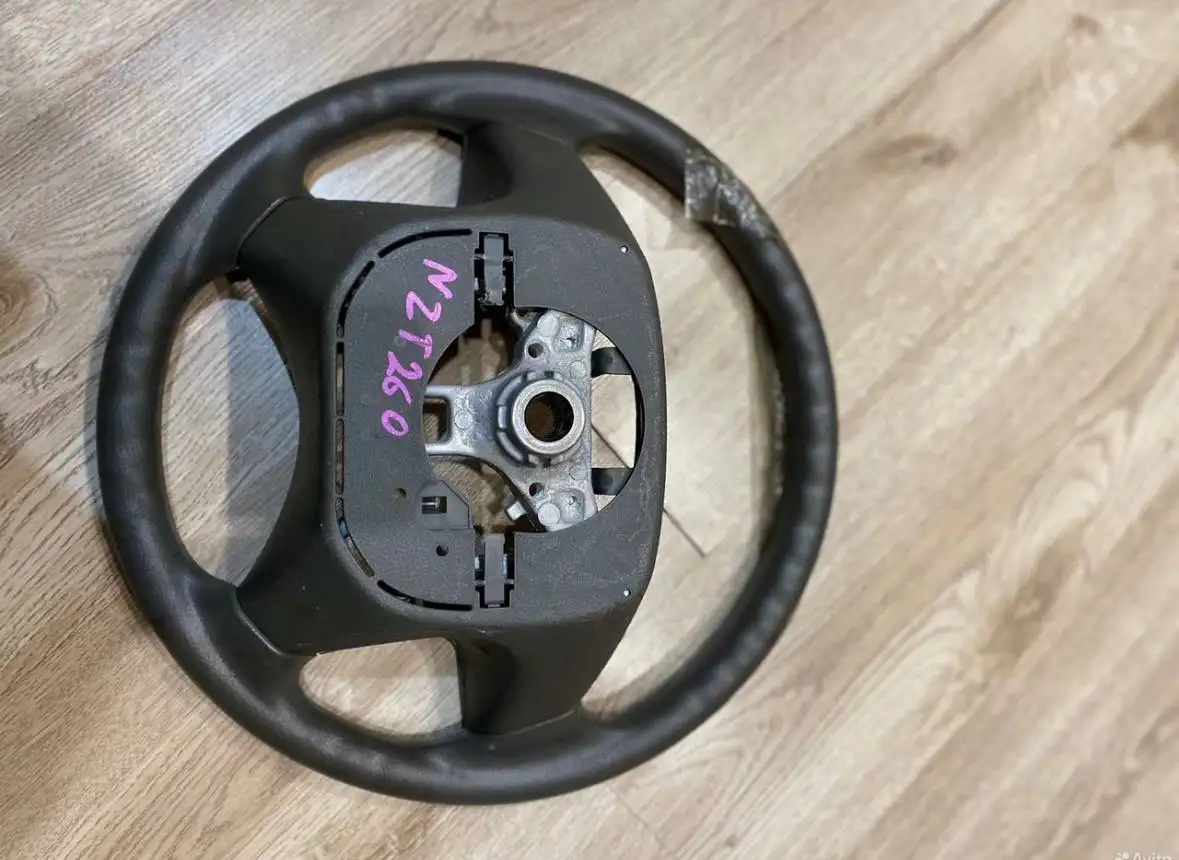 Руль Allion/Premio 35т пробега - Запчасти (Авто) в Иркутск