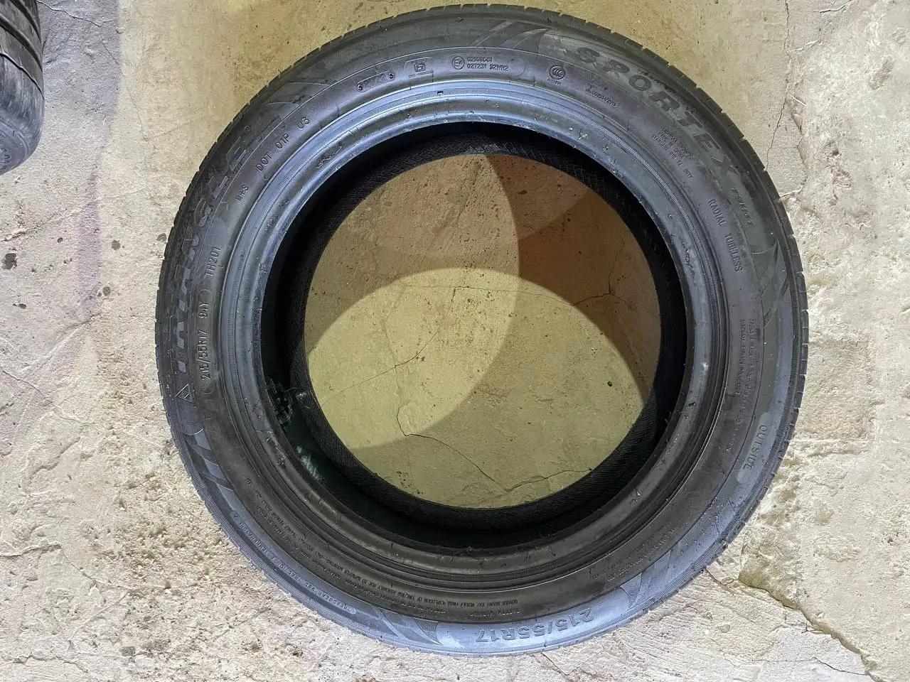 Продам летнюю резину Triangle Sportex TSH11 215/55/17 - Шины и диски (Авто) в Иркутск