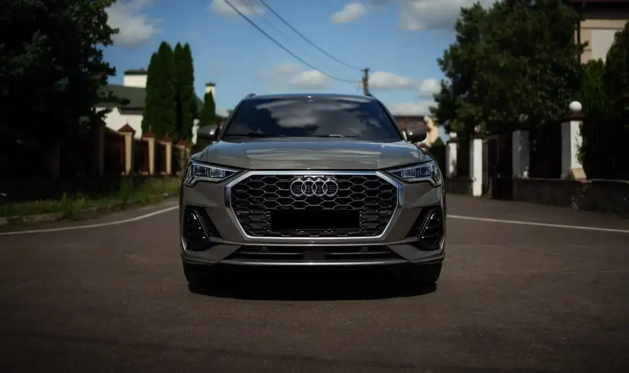 Audi Q3 2020 S-Line - Легковые автомобили (Авто) в Иркутск