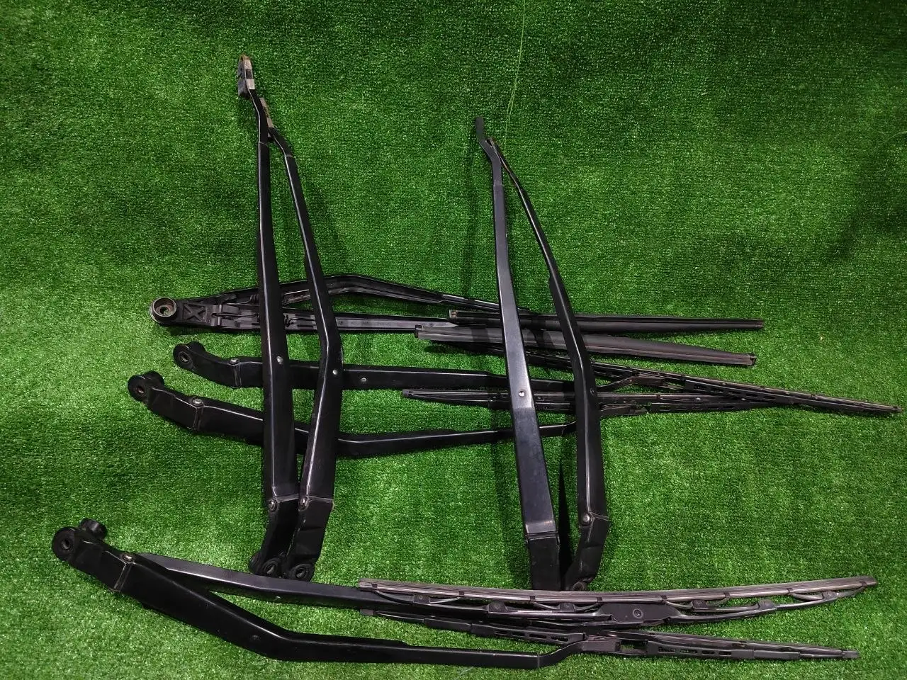 Продажа автозапчастей для ВАЗ 90/100 кузов - Автозапчасти (Запчасти) в Иркутск