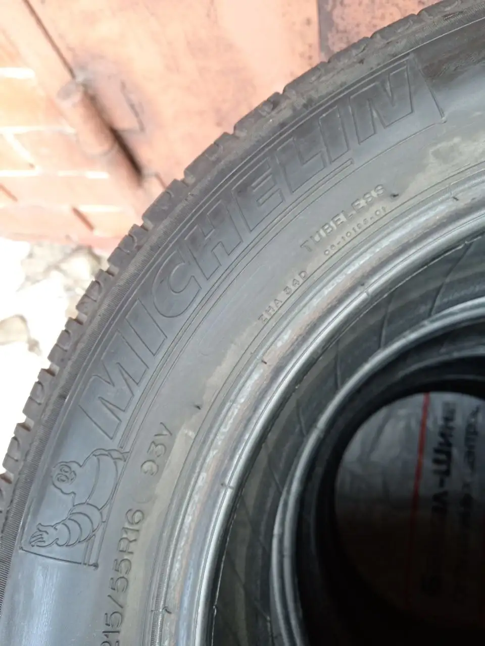 Продажа летних покрышек Michelin Energy Saver 215/55 R16 - Шины и диски (Авто) в Иркутск