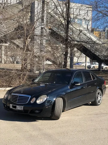 Продажа Mercedes-Benz E-Class 2007 года с компрессором 1.8 - Колесные диски в Иркутск