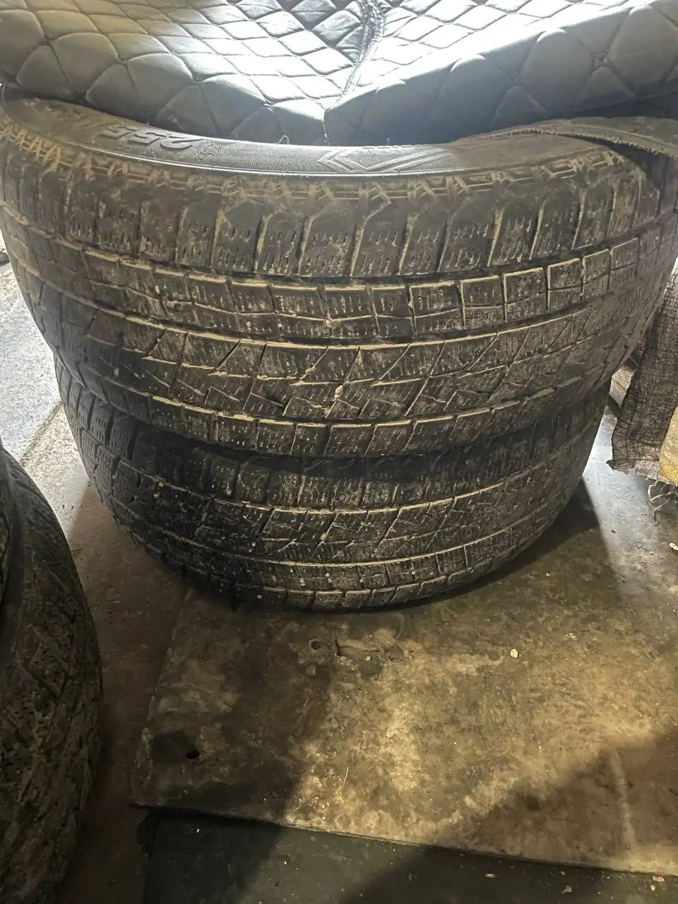 Продаётся летняя и зимняя резина, 255/55 R18 - Шины и диски (Авто) в Иркутск
