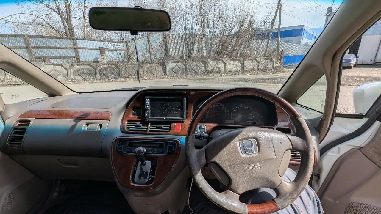 Honda Odyssey 2000г в отличном состоянии - Минивэн (Авто) в Иркутск