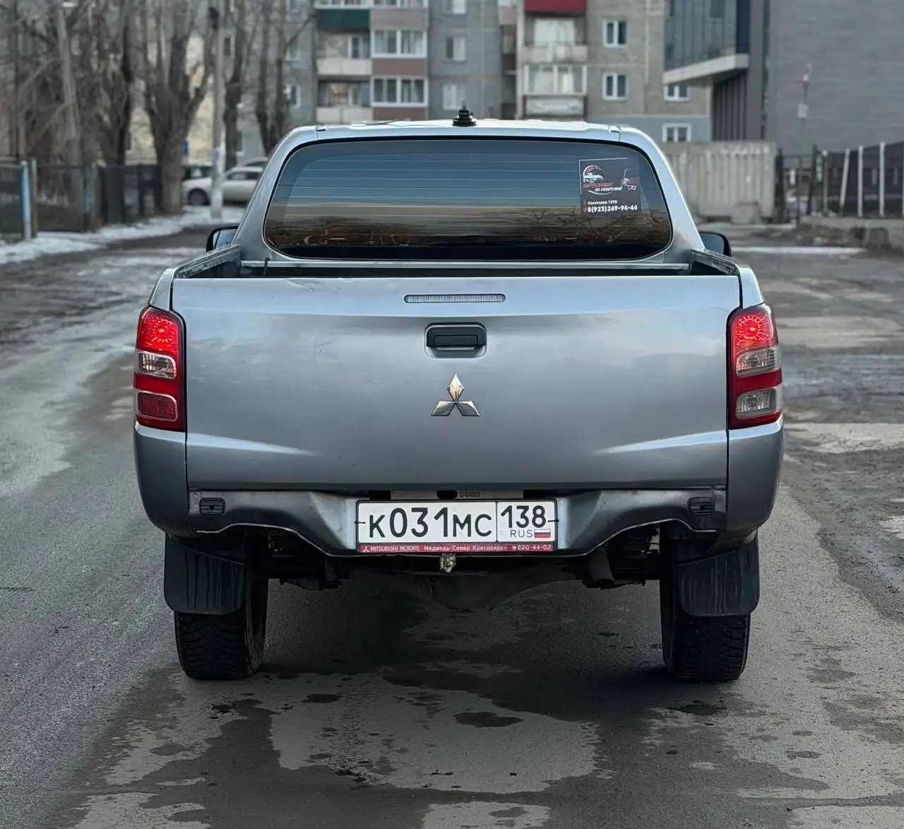Toyota Hiace 15 года 2.4 дизель ОТС - Микроавтобусы (Авто) в Иркутск