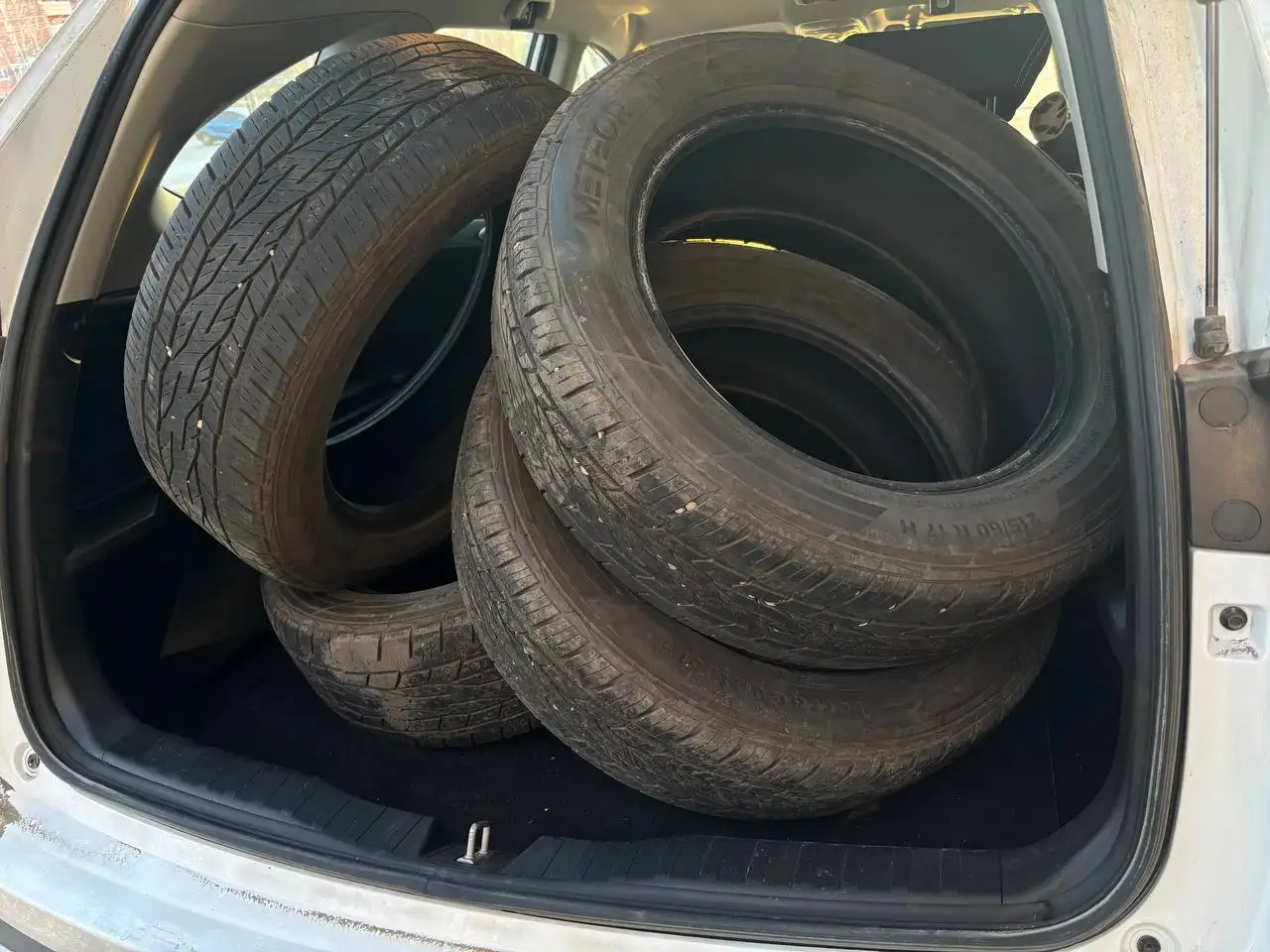 Продам резину Meteor Terra Control 215/60 R17 96H - Шины и диски (Авто) в Иркутск