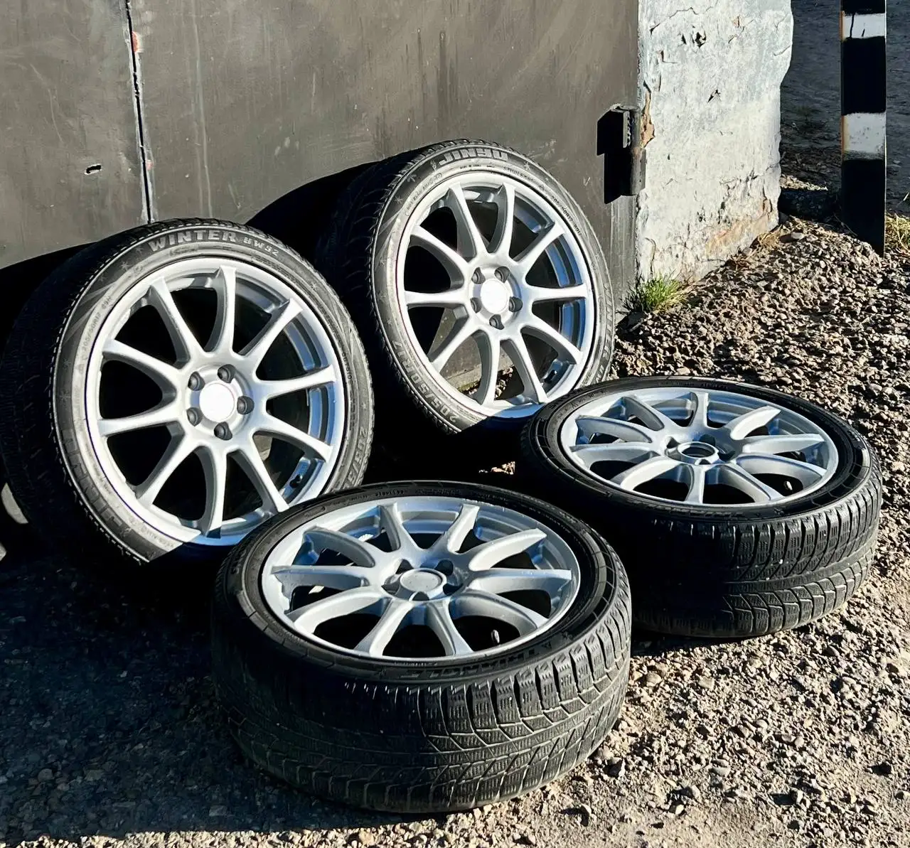 Продам оригинальное японское литьё Work 5*100 R17 - Шины и диски (Авто) в Иркутск