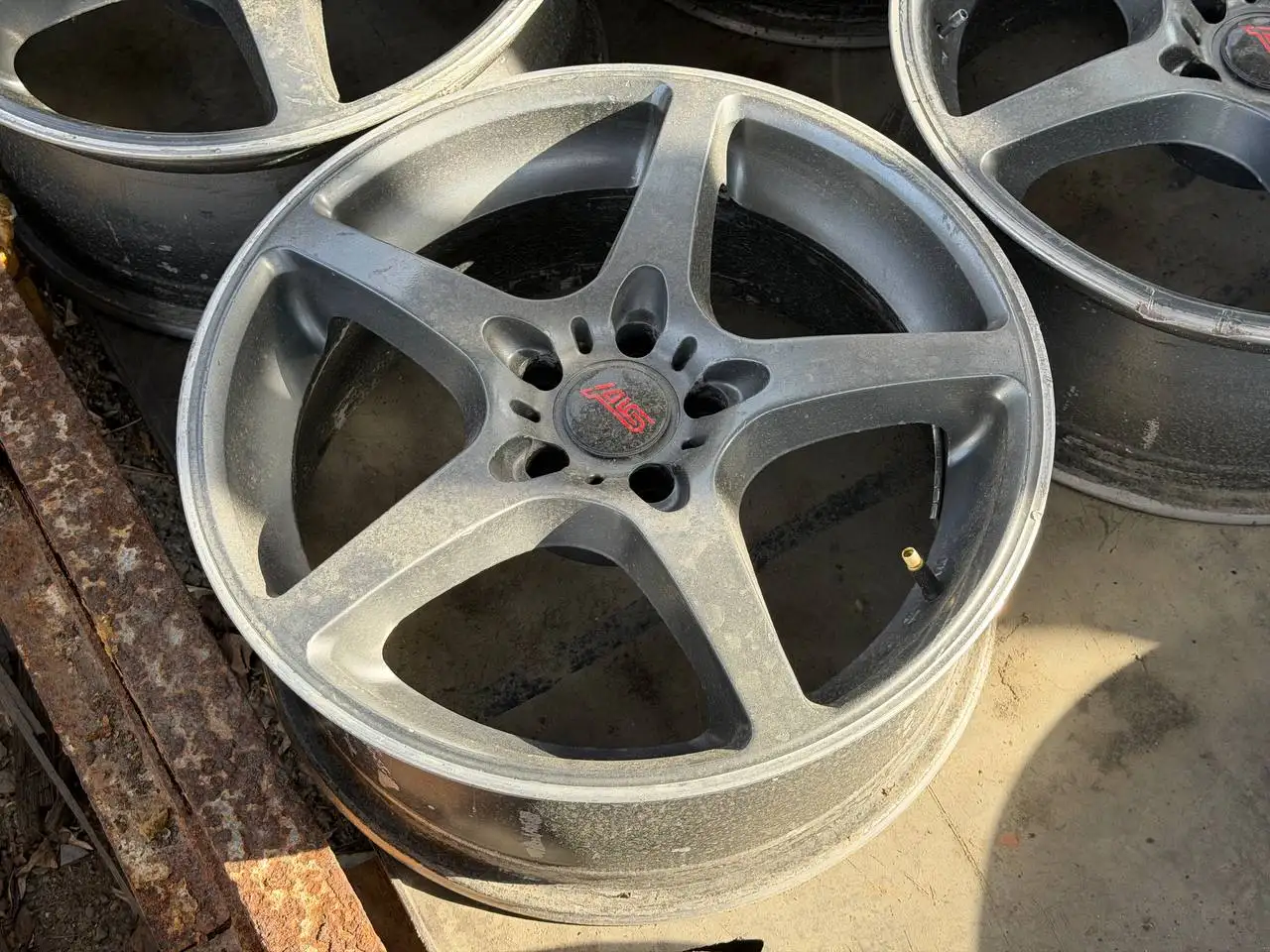 Продажа оригинальных японских дисков RAYS R17 - Колёса и шины (Авто) в Иркутск