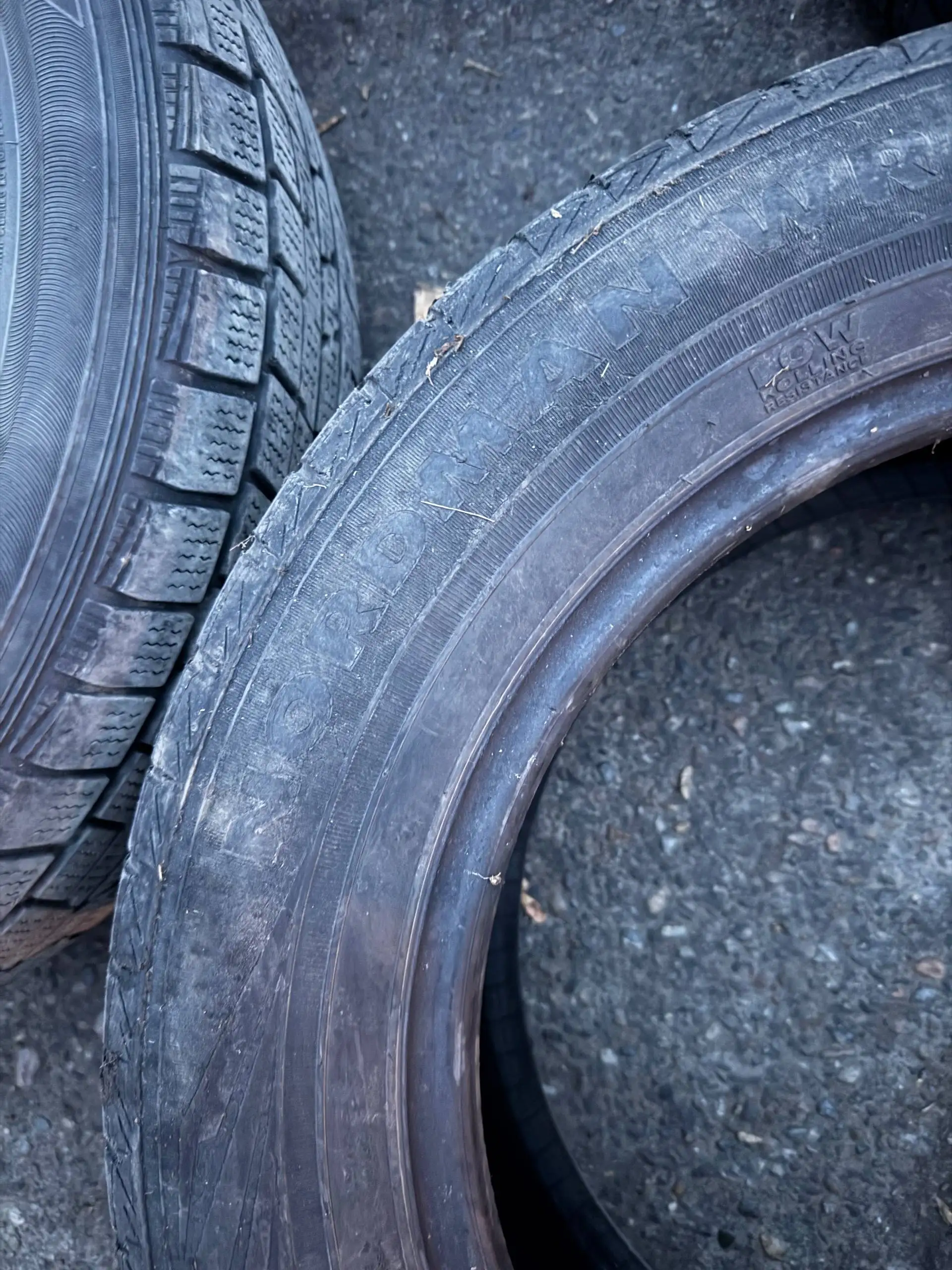 Продам зимние шины Dunlop и Nordman 215/60 R16 - Шины и диски (Авто) в Иркутск