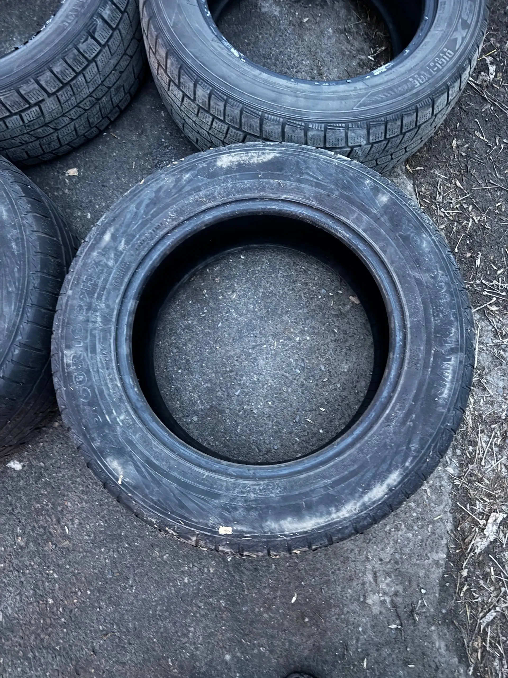 Продам зимние шины Dunlop и Nordman 215/60 R16 - Шины и диски (Авто) в Иркутск