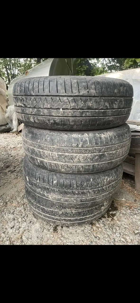 Комплект шин Пирелли 185/60 R15 - Шины (Запчасти) в Шелехов