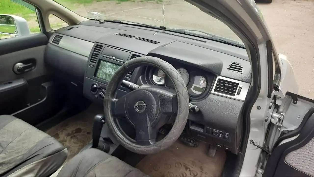 Ниссан Тиида 2010 - Легковые автомобили (Авто) в Иркутск