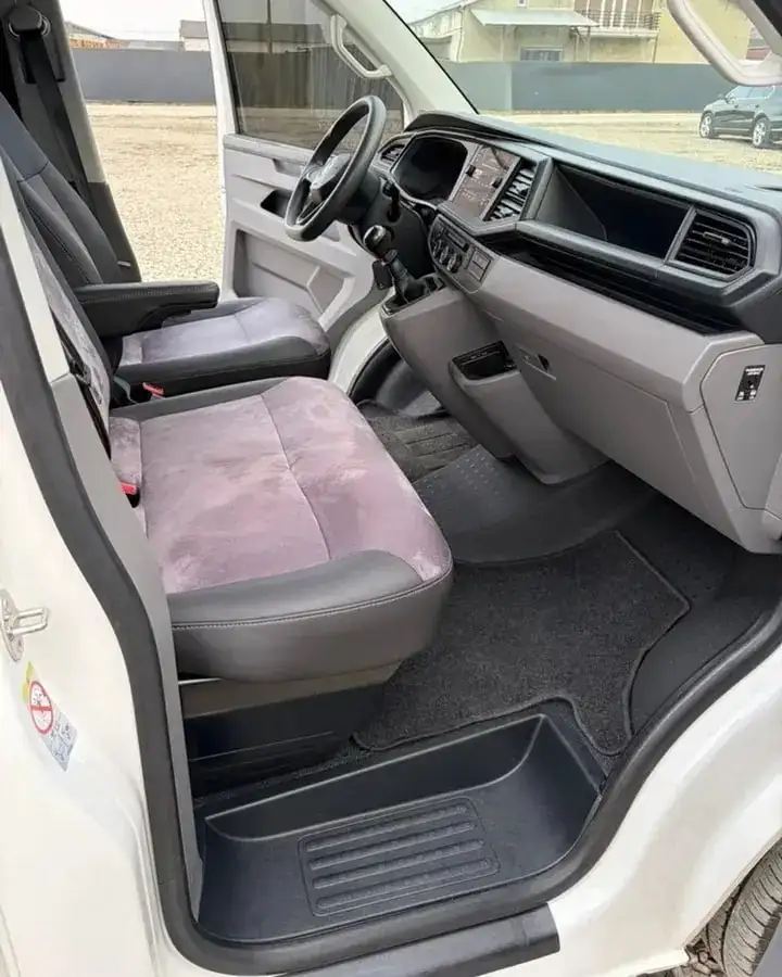 Volkswagen Transporter 2019 T6.1 - Фургоны (Авто) в Иркутск