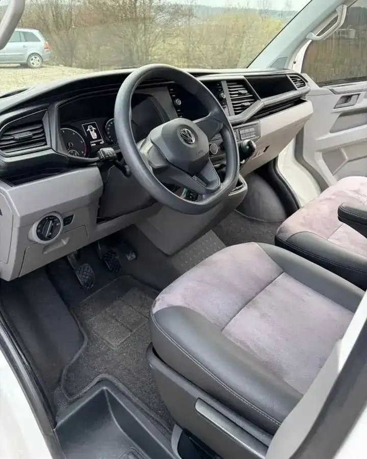 Volkswagen Transporter 2019 T6.1 - Фургоны (Авто) в Иркутск
