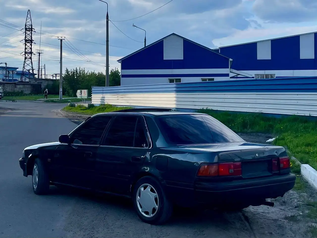 Toyota Carina II 1991 в Иркутске - Легковые автомобили (Авто) в Иркутск