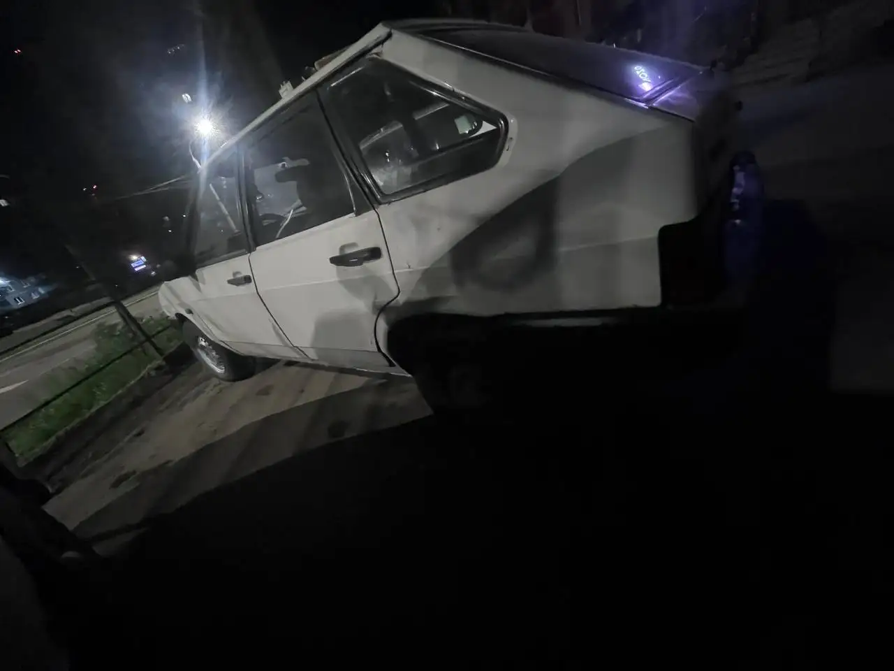 Автомобиль на ходу, требует настройки карбюратора - Легковые автомобили (Авто) в Иркутск