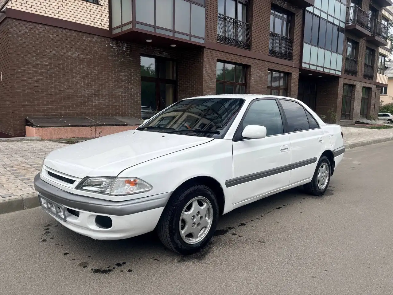 Продам живую Каринку 2008 г.в. Toyota Corolla - Авто в Иркутск