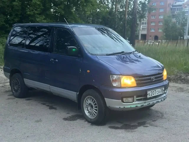 Toyota 97 год 4ВД - Запчасти и кузовные детали в Иркутск