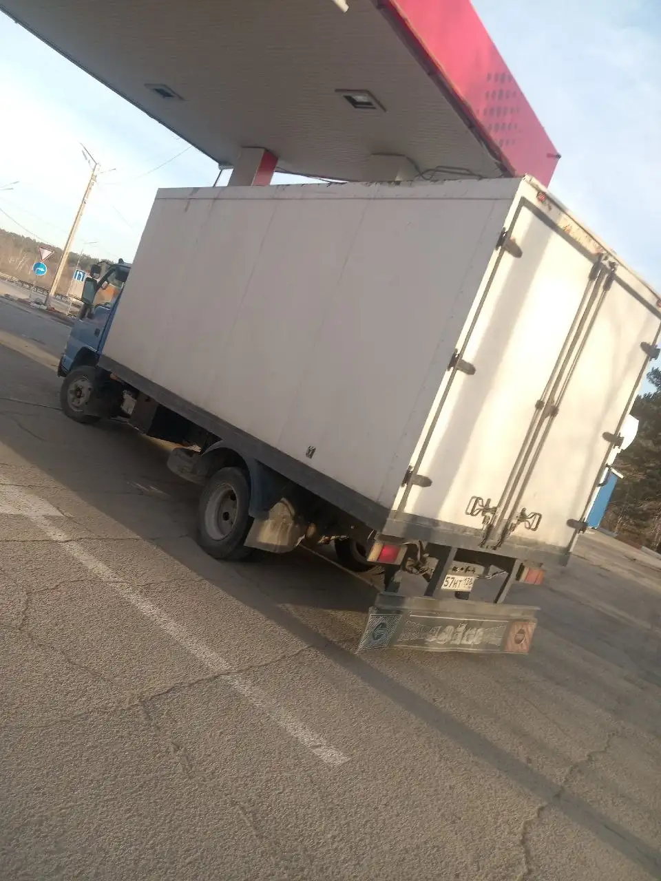 Isuzu NQR 75 2011 года - Грузовики (Авто) в Иркутск