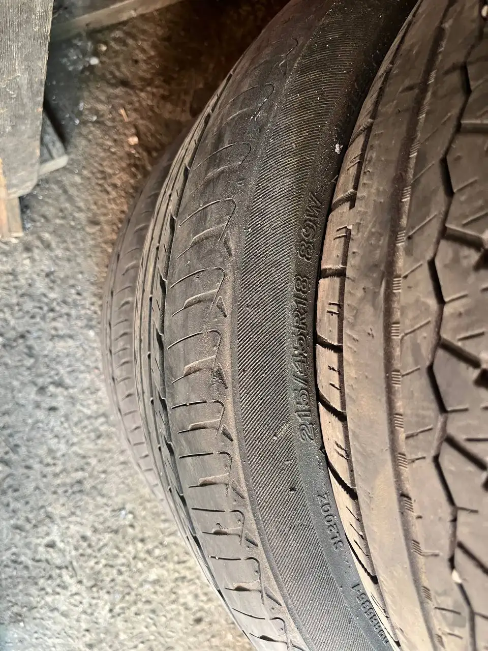 Продажа двух баллонов 215/45R18 - Шины и диски (Авто) в Иркутск