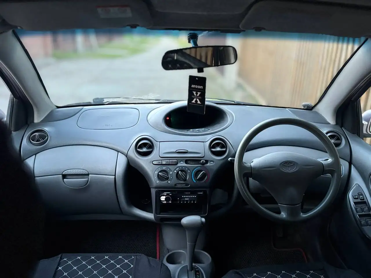 Продаю антикризисный автомобиль - Легковые автомобили (Авто) в Иркутск